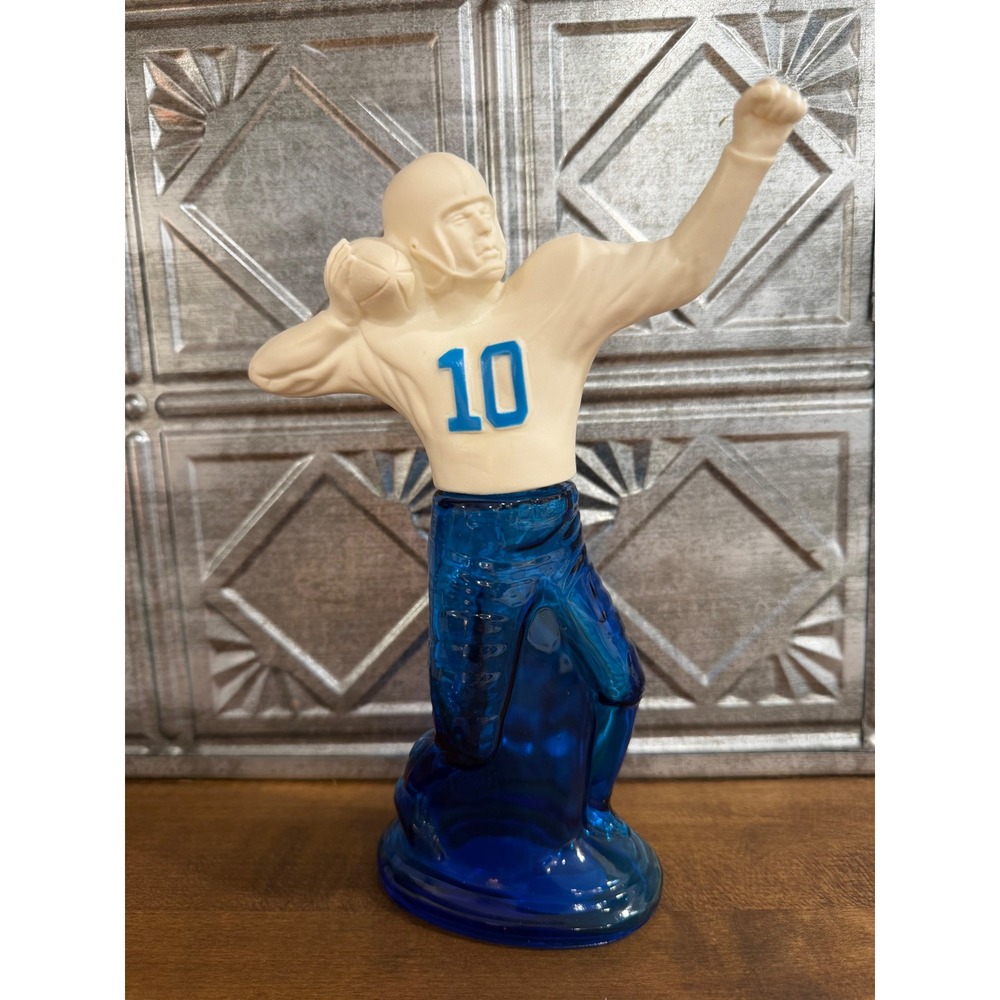 Vintage Avon Pass Play Wild Country After Shave Football Player Decanter Boxed
